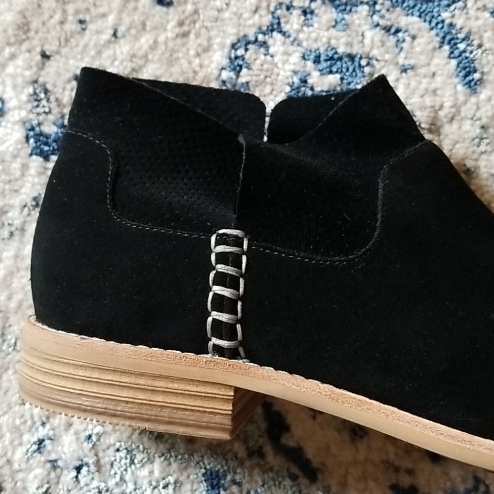 Clarks Booties - Picture 3 of 4